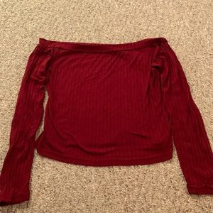 Off the shoulder bold top!